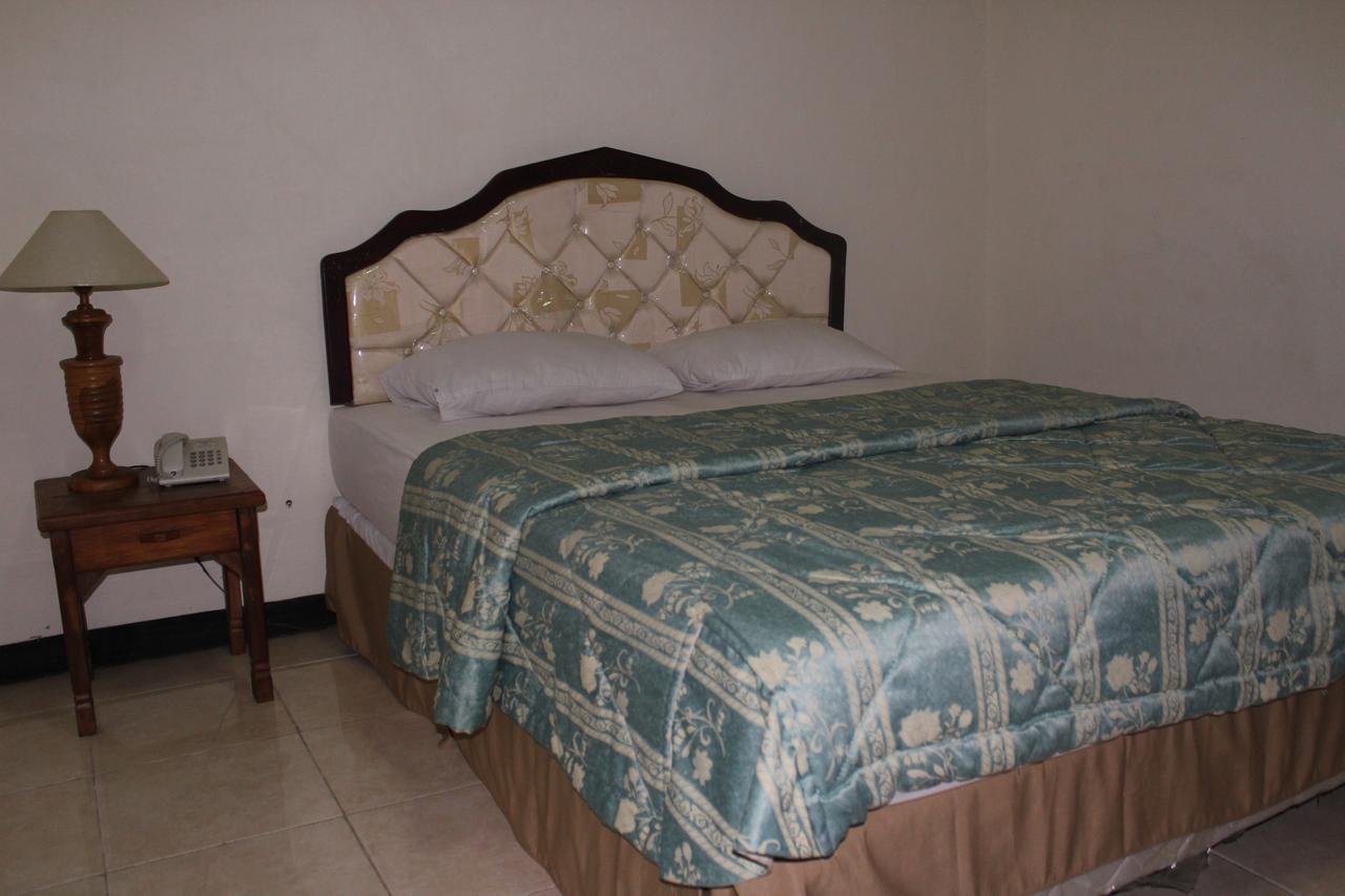 Sinar Bintang Hotel Cepu Dış mekan fotoğraf